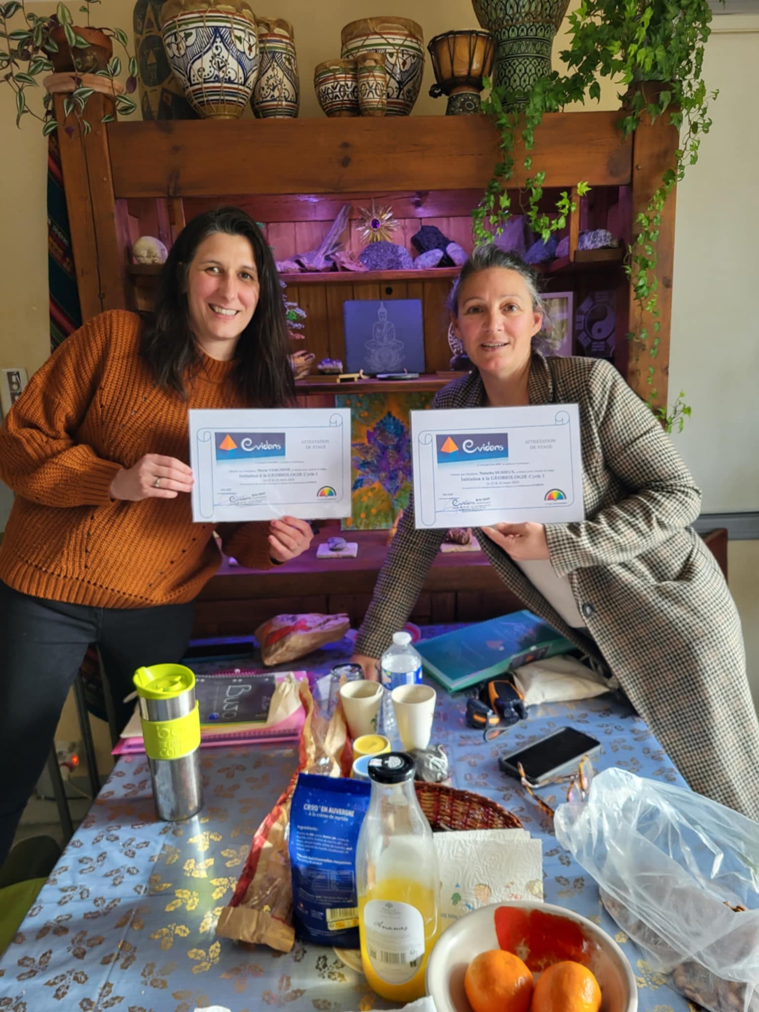 Formation en géobiologie avec Eric DOT - Clients formés en session pratique à Beaulieu